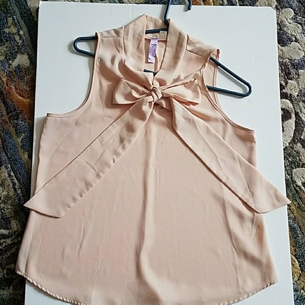 Bow tie blouse